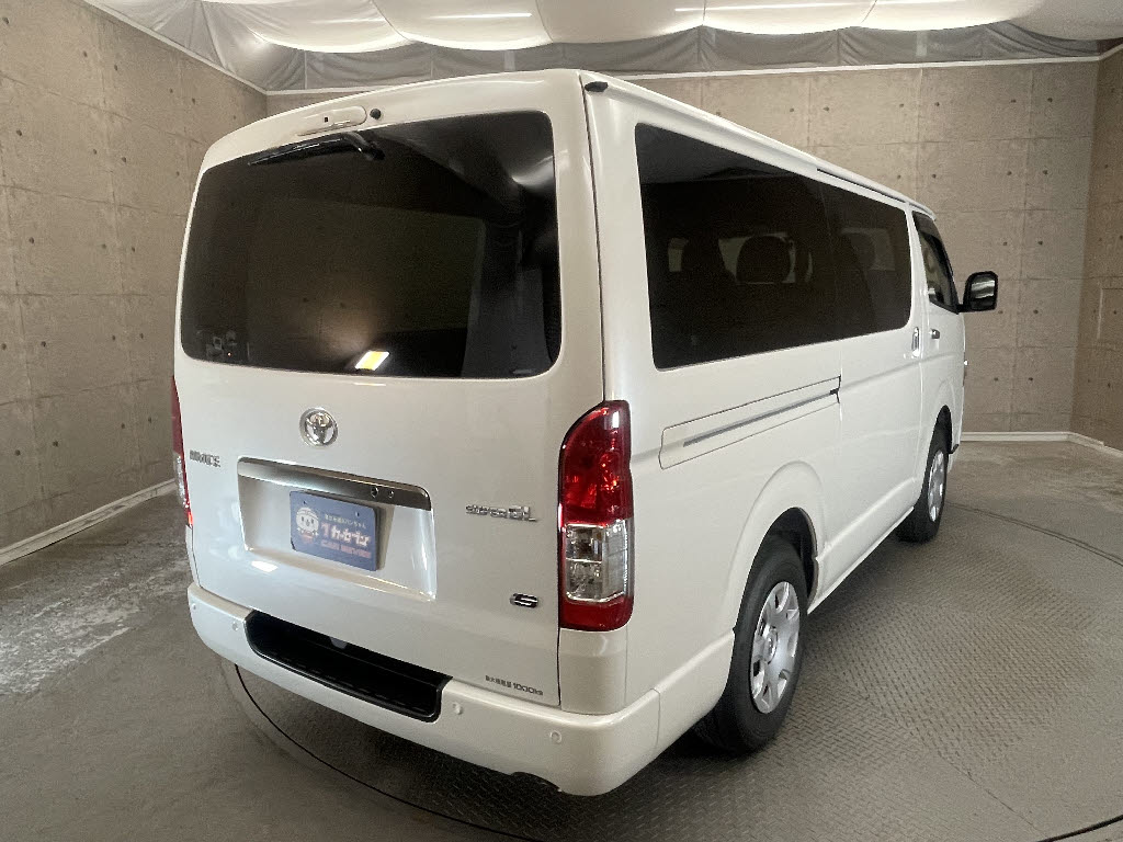 トヨタ ハイエースＶ1枚目