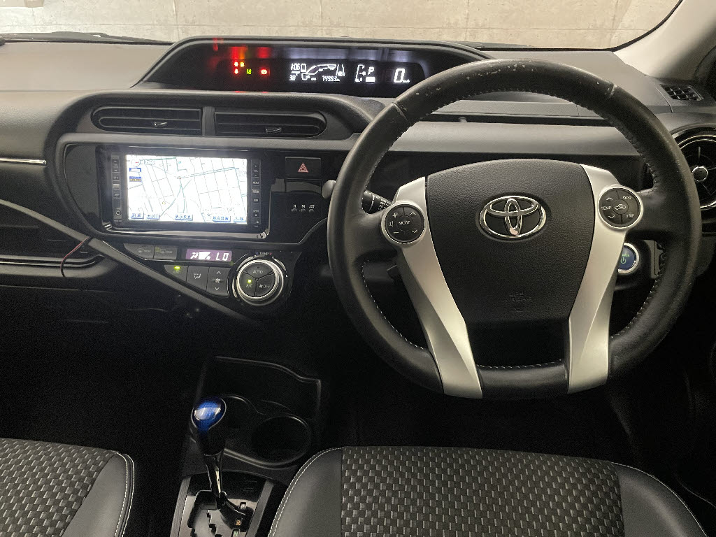 トヨタ アクア2枚目