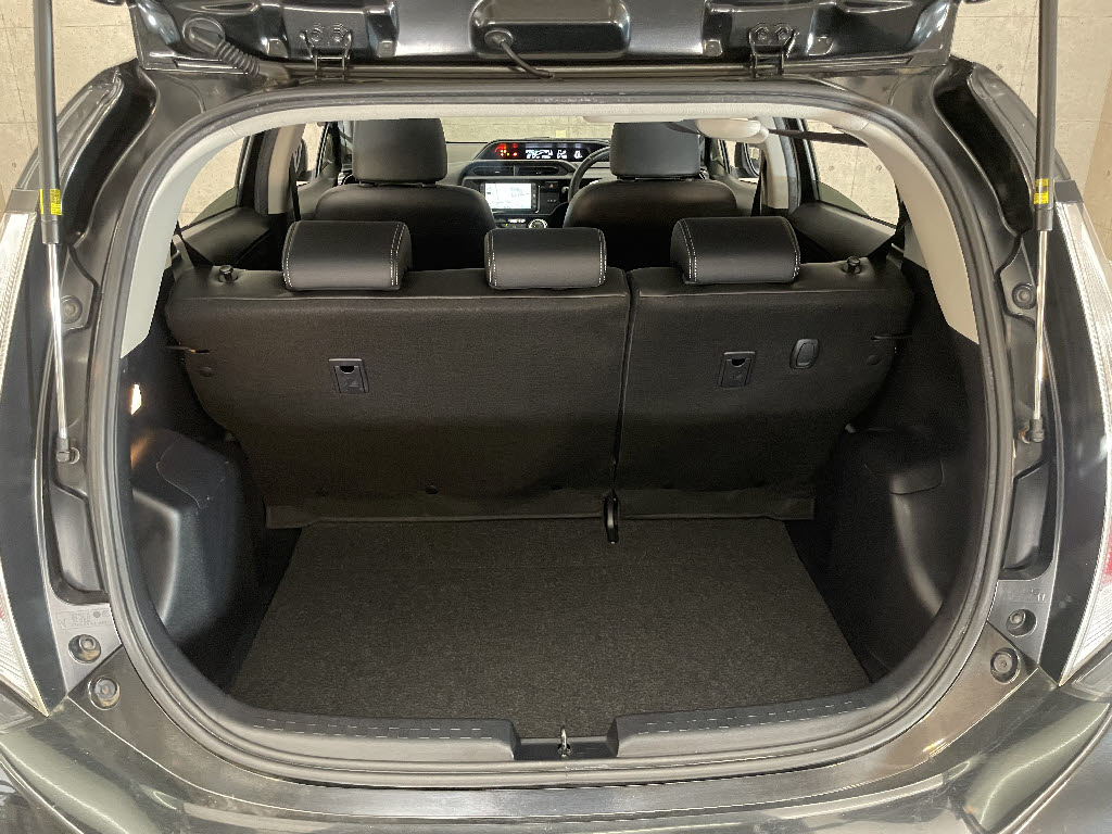 トヨタ アクア7枚目