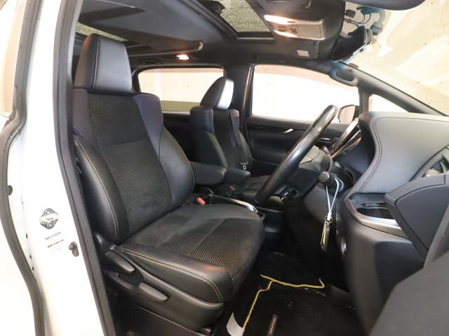 トヨタ ヴェルファイア3枚目