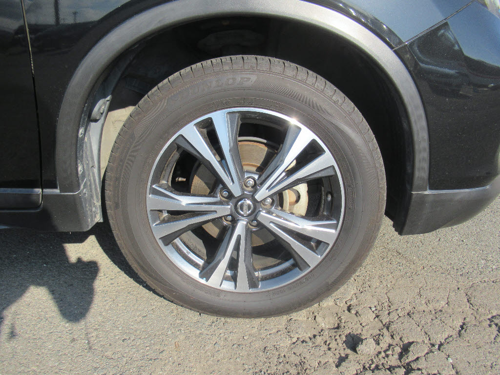 ニッサン エクストレイル13枚目