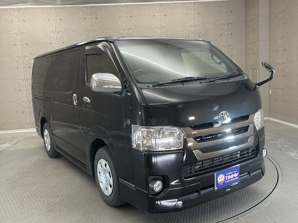 トヨタ レジアスエースV9枚目