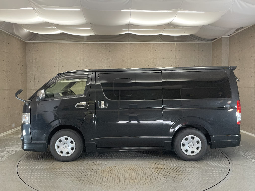 トヨタ レジアスエースV12枚目