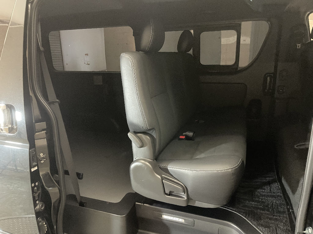 トヨタ レジアスエースV4枚目