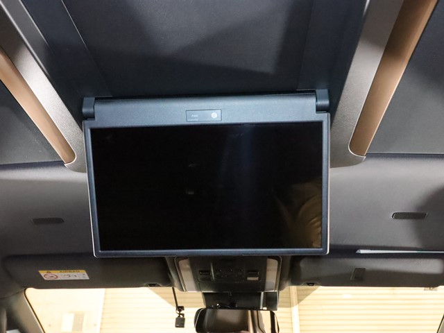 トヨタ アルファード7枚目