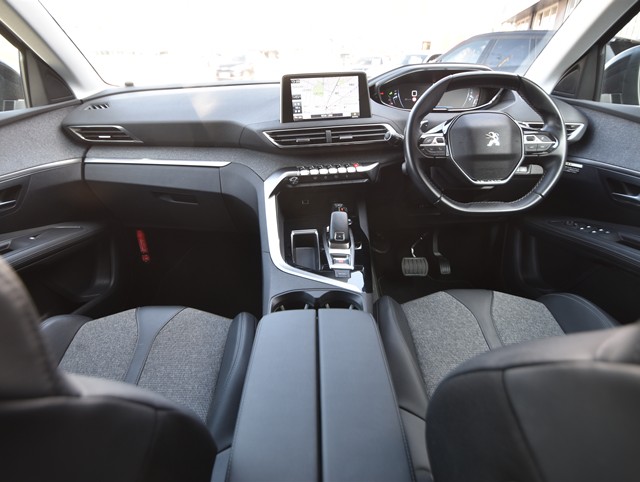 プジョー30082枚目