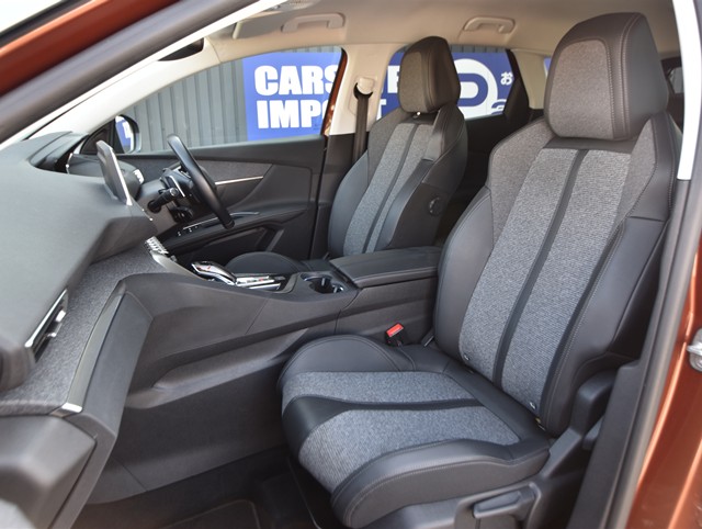 プジョー30084枚目