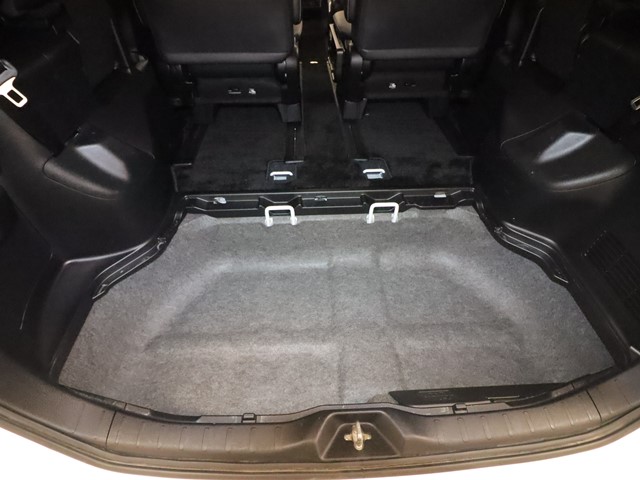 トヨタ ヴォクシー14枚目