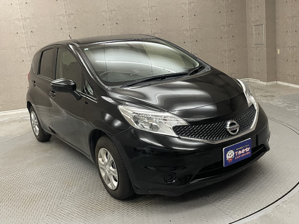 ニッサン ノート10枚目
