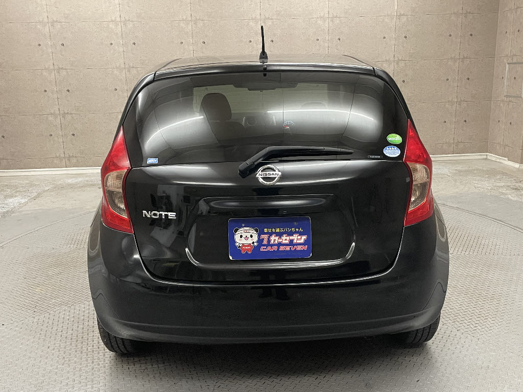 ニッサン ノート11枚目