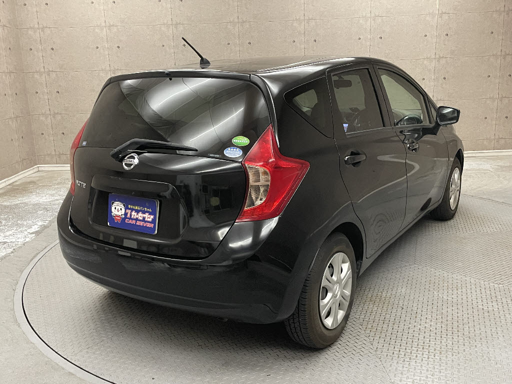 ニッサン ノート1枚目