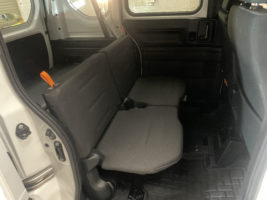 ホンダ N-VAN4枚目