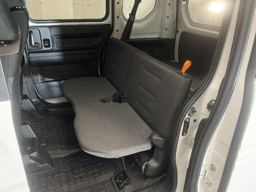 ホンダ N-VAN6枚目