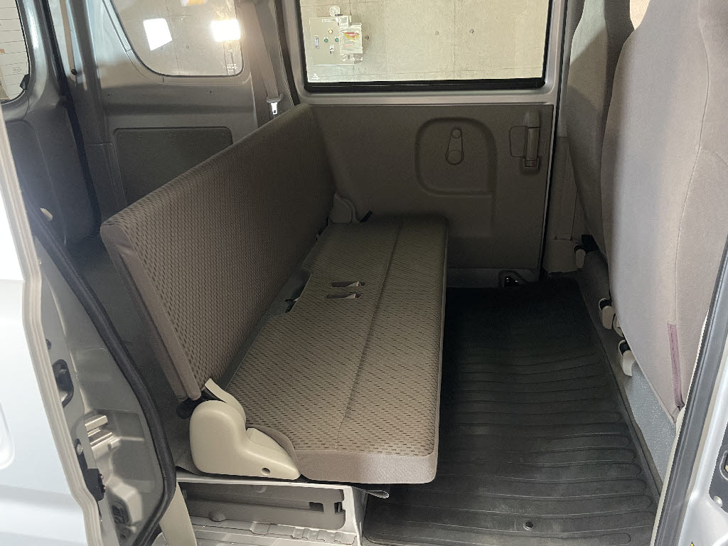 ニッサン NV100クリッパーV4枚目