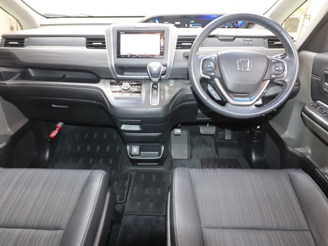 ホンダ フリード2枚目