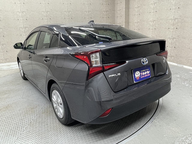 トヨタ プリウス11枚目