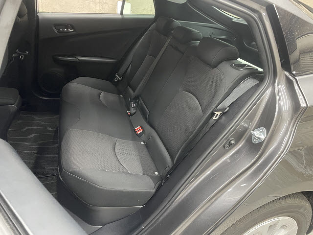 トヨタ プリウス6枚目