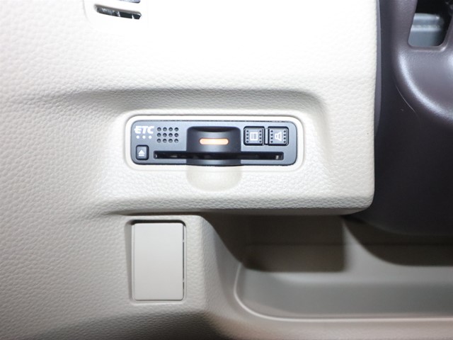 ホンダ N BOX17枚目