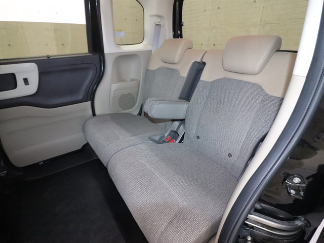 ホンダ N BOX7枚目