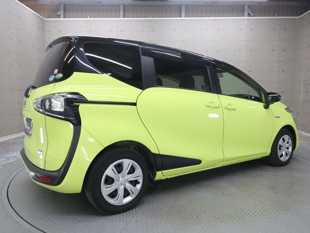 トヨタ シエンタ ハイブリッド1枚目