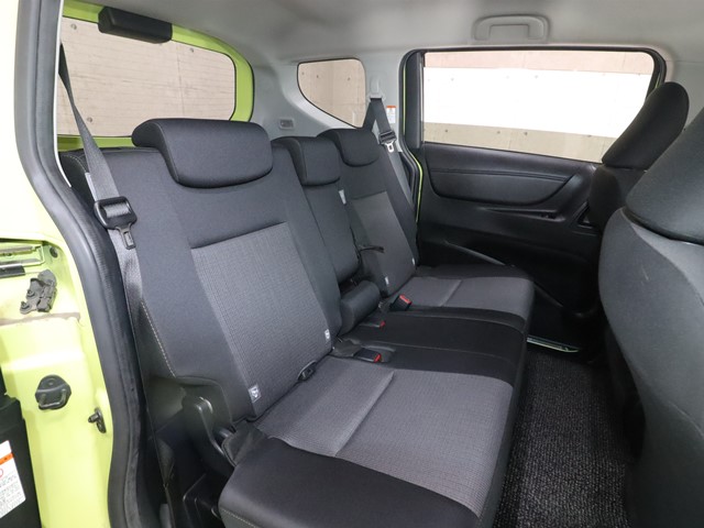 トヨタ シエンタ ハイブリッド4枚目