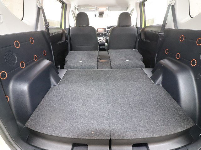 トヨタ シエンタ ハイブリッド8枚目