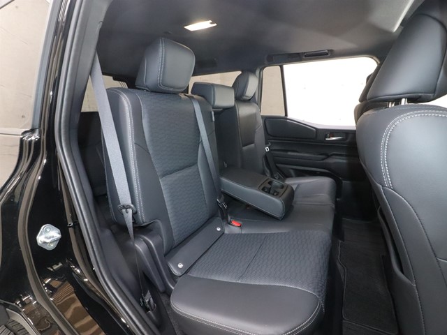 トヨタ ランドクルーザー7枚目