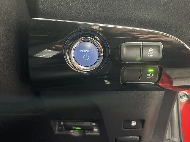 トヨタ プリウス16枚目