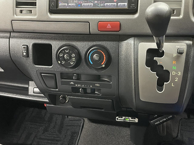 トヨタ レジアスエースV19枚目