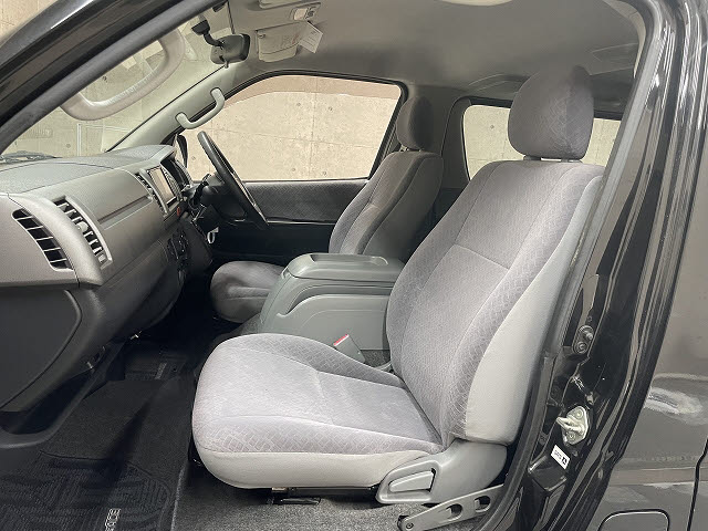 トヨタ レジアスエースV5枚目