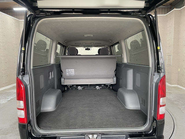 トヨタ レジアスエースV7枚目