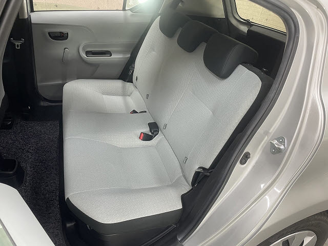 トヨタ アクア6枚目