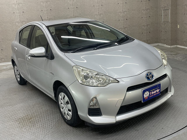 トヨタ アクア10枚目