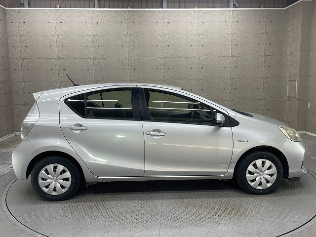 トヨタ アクア13枚目