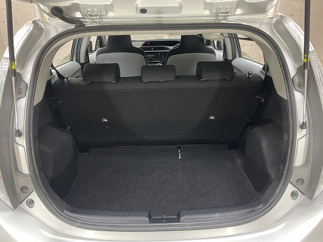 トヨタ アクア7枚目