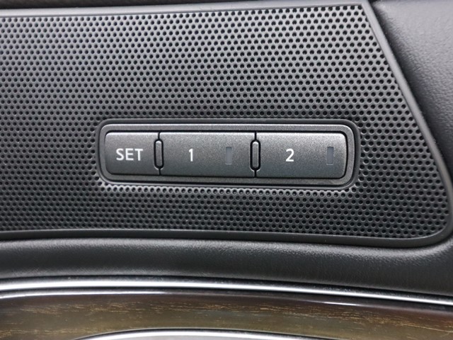 ニッサン フーガ4枚目