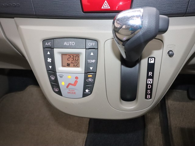 ダイハツ ムーヴ16枚目