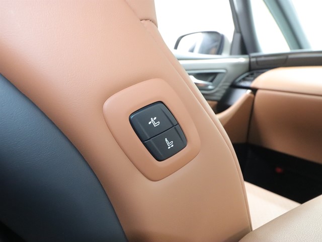 トヨタ ヴェルファイア14枚目