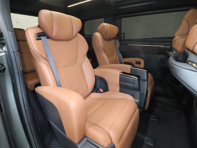 トヨタ ヴェルファイア7枚目