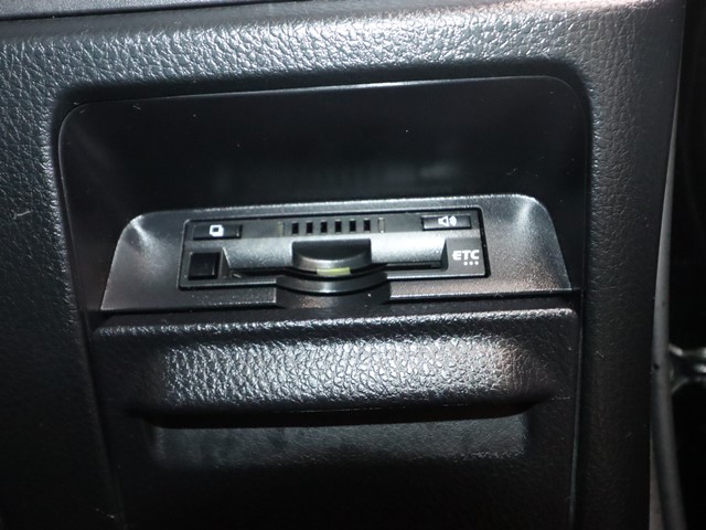 トヨタ ヴォクシーハイブリッド18枚目