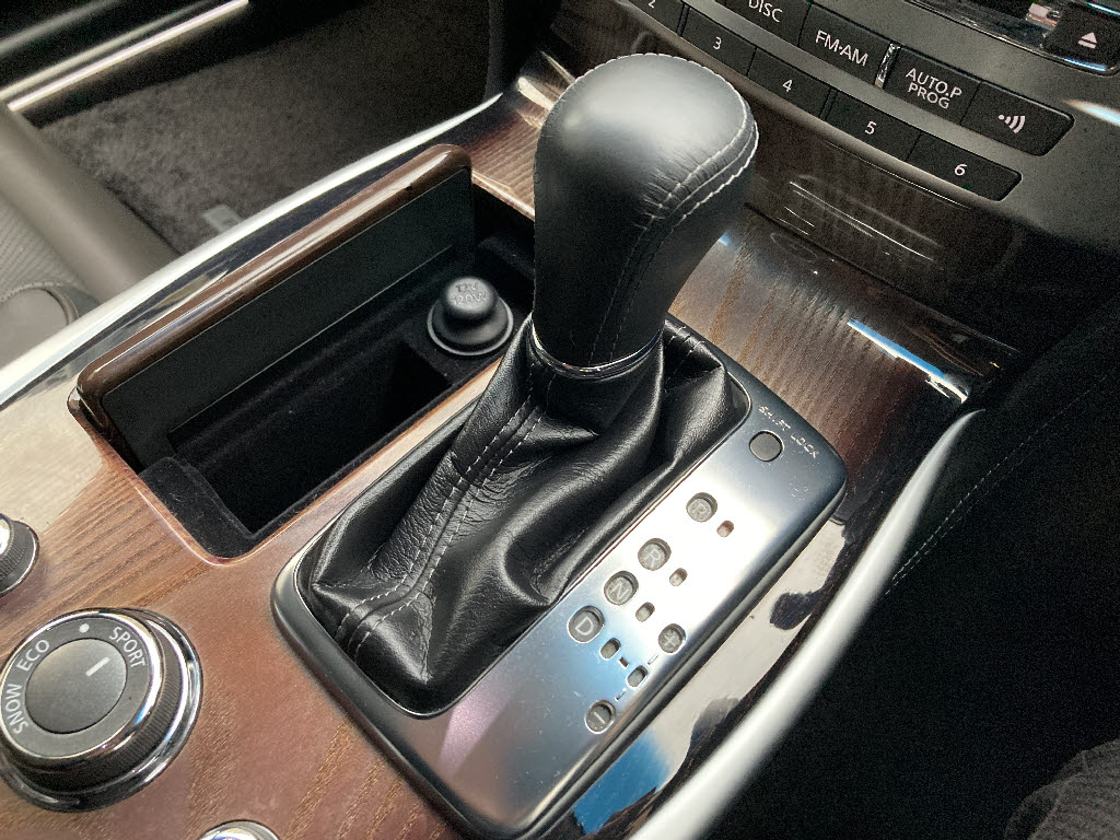 ニッサン フーガ17枚目