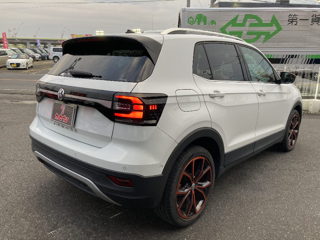 T‐クロス1枚目