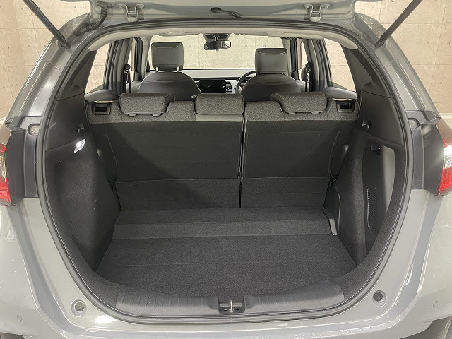 ホンダ フィットハイブリッド7枚目