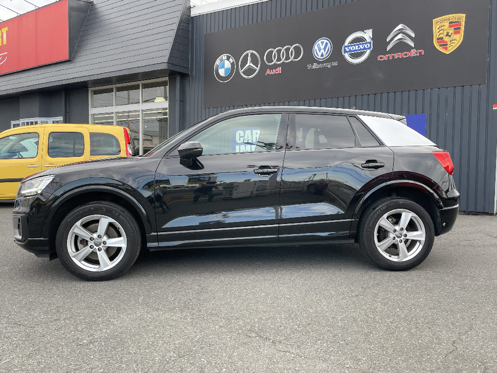 アウディ Q29枚目