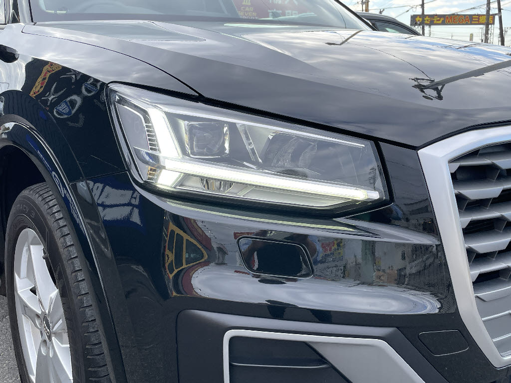 アウディ Q213枚目