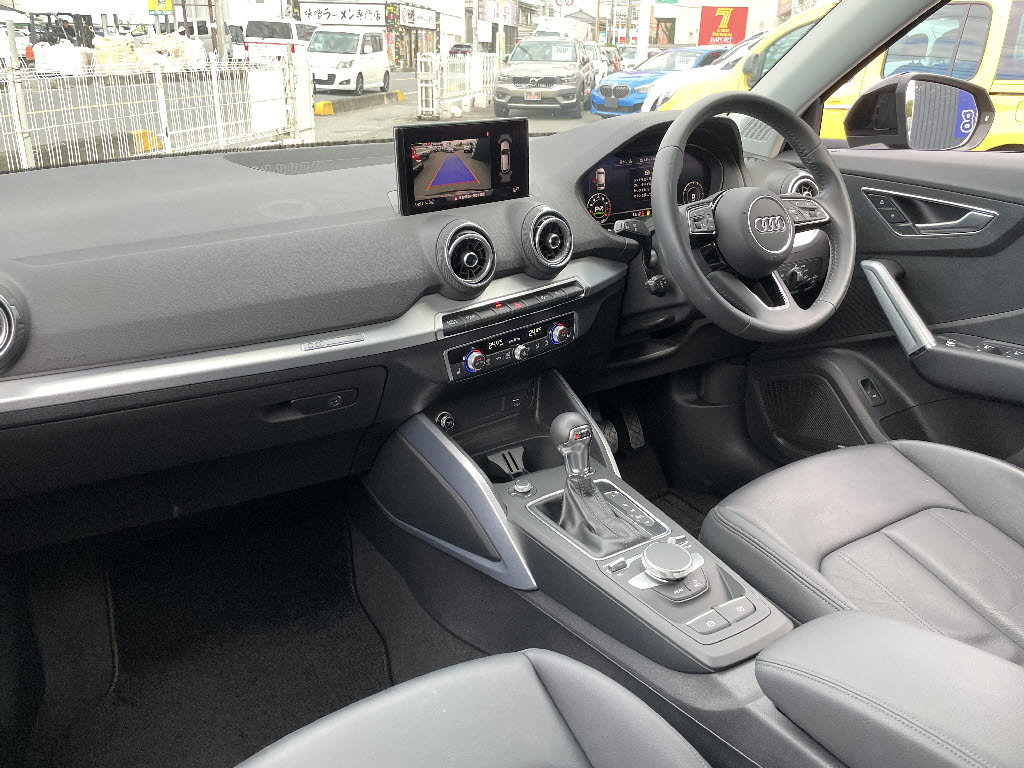 アウディ Q22枚目