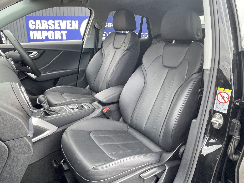 アウディ Q24枚目