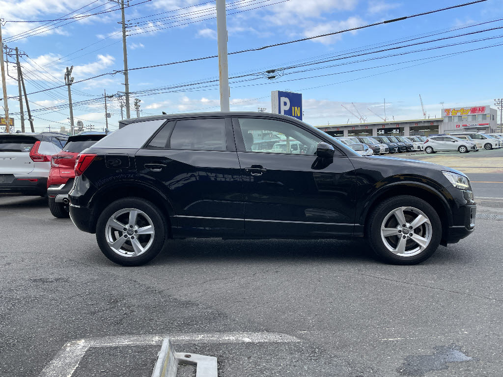 アウディ Q28枚目