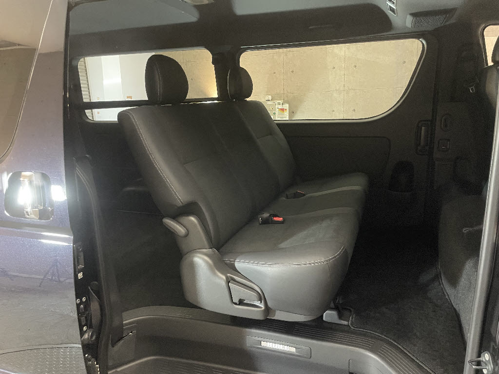トヨタ ハイエースＶ4枚目