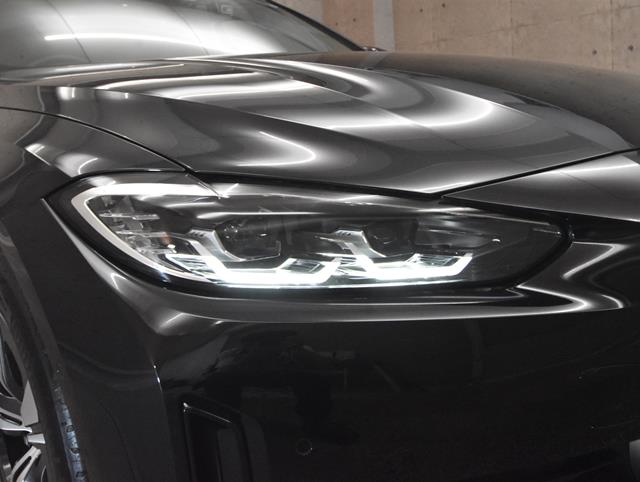 ＢＭＷ ｉ８14枚目